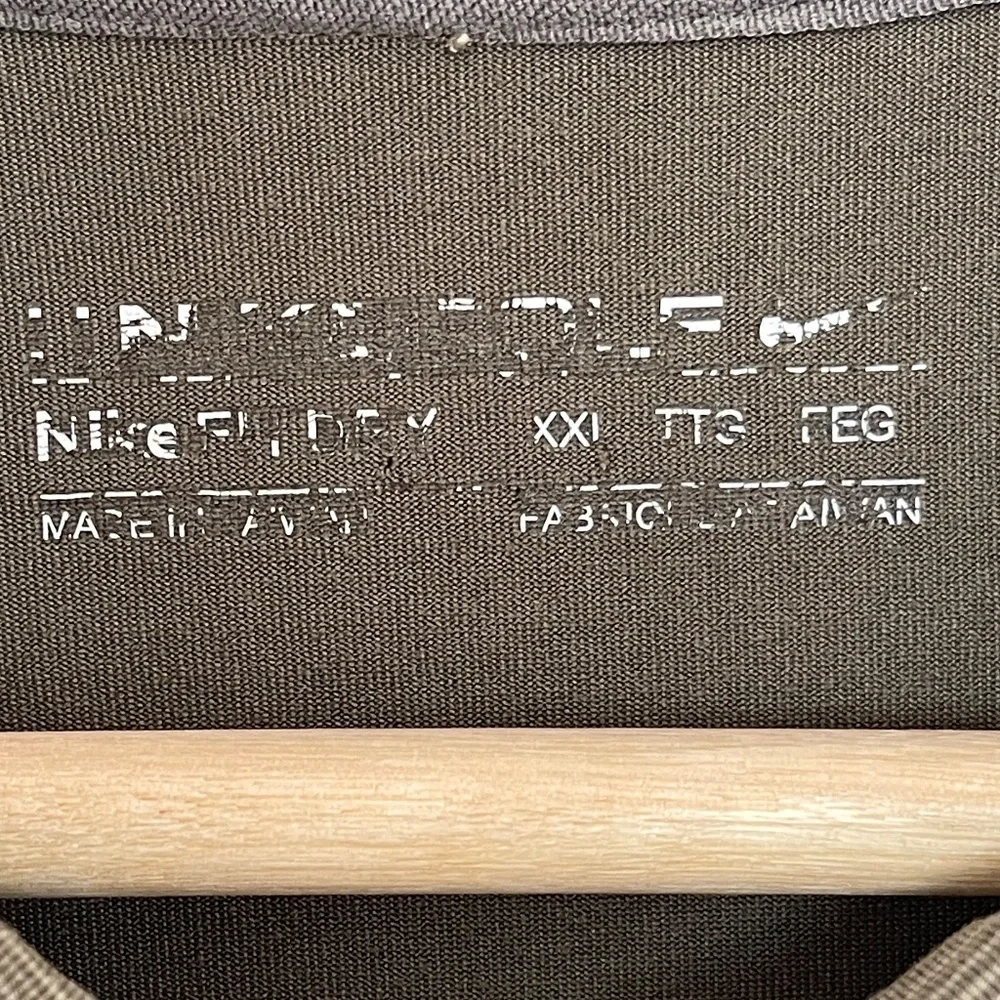 SOLD-Nike Dry-Fit Men's Logoed Golf Shirt Sz XXL Gently Used - Picture 3 of 8